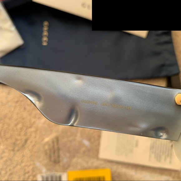 Gucci Sunglasses - Picture 12 of 16